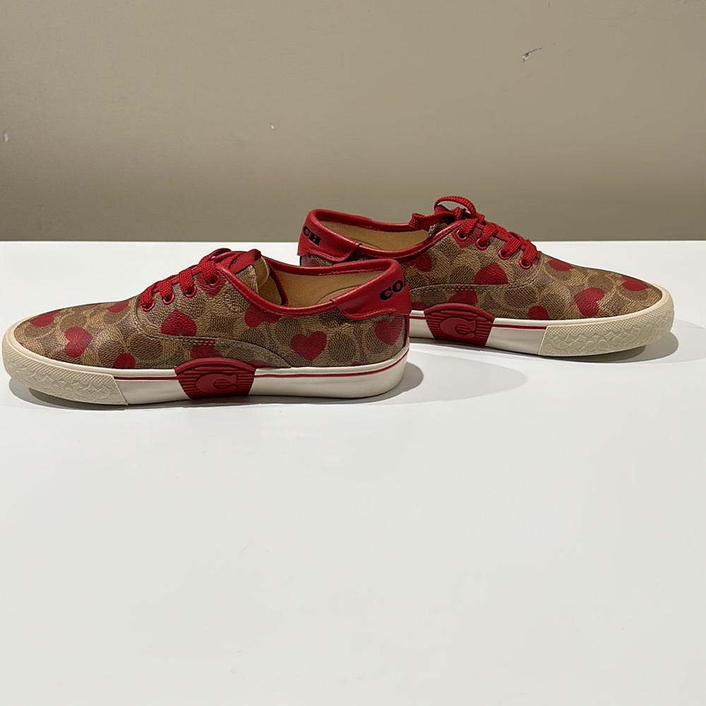 🌸NEW COACH Logo Heart ❤️ Print Leather Lace up Sneakers Sz 8 Without box Womens - Picture 9 of 15
